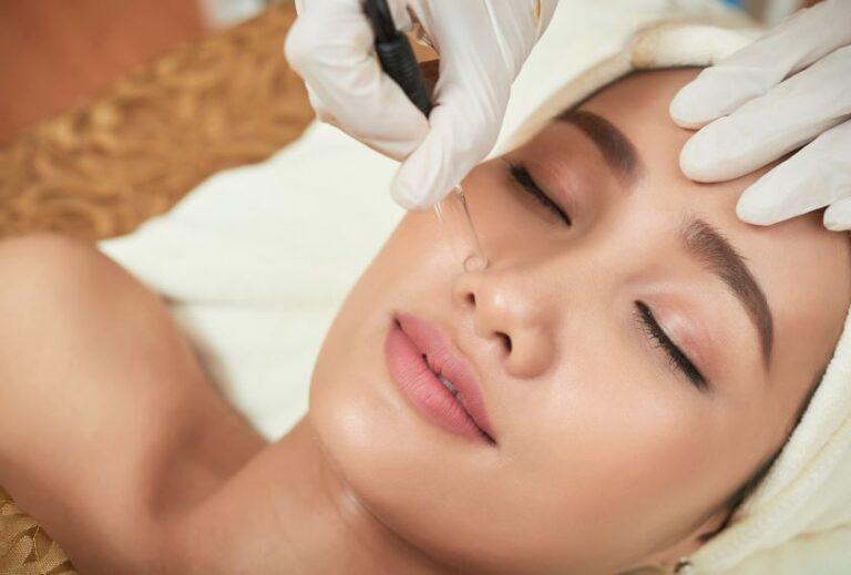 Mini Facial at Luxe Nails & Spa in Newark