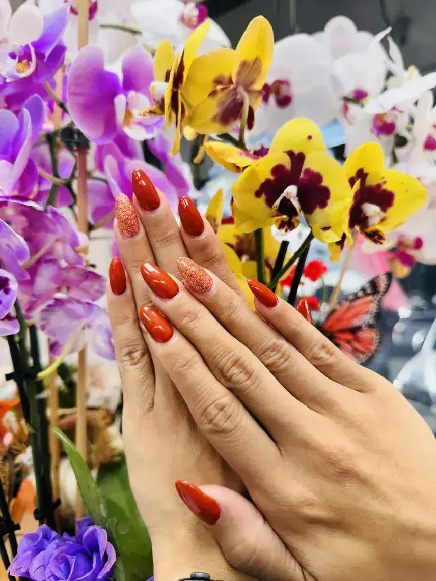Premium manicure styling